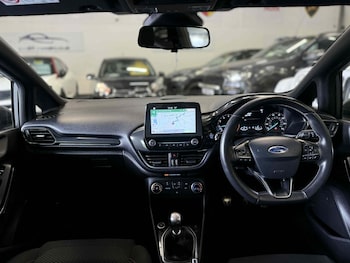 Used Ford Fiesta 2018 for sale - 78469710: Photo