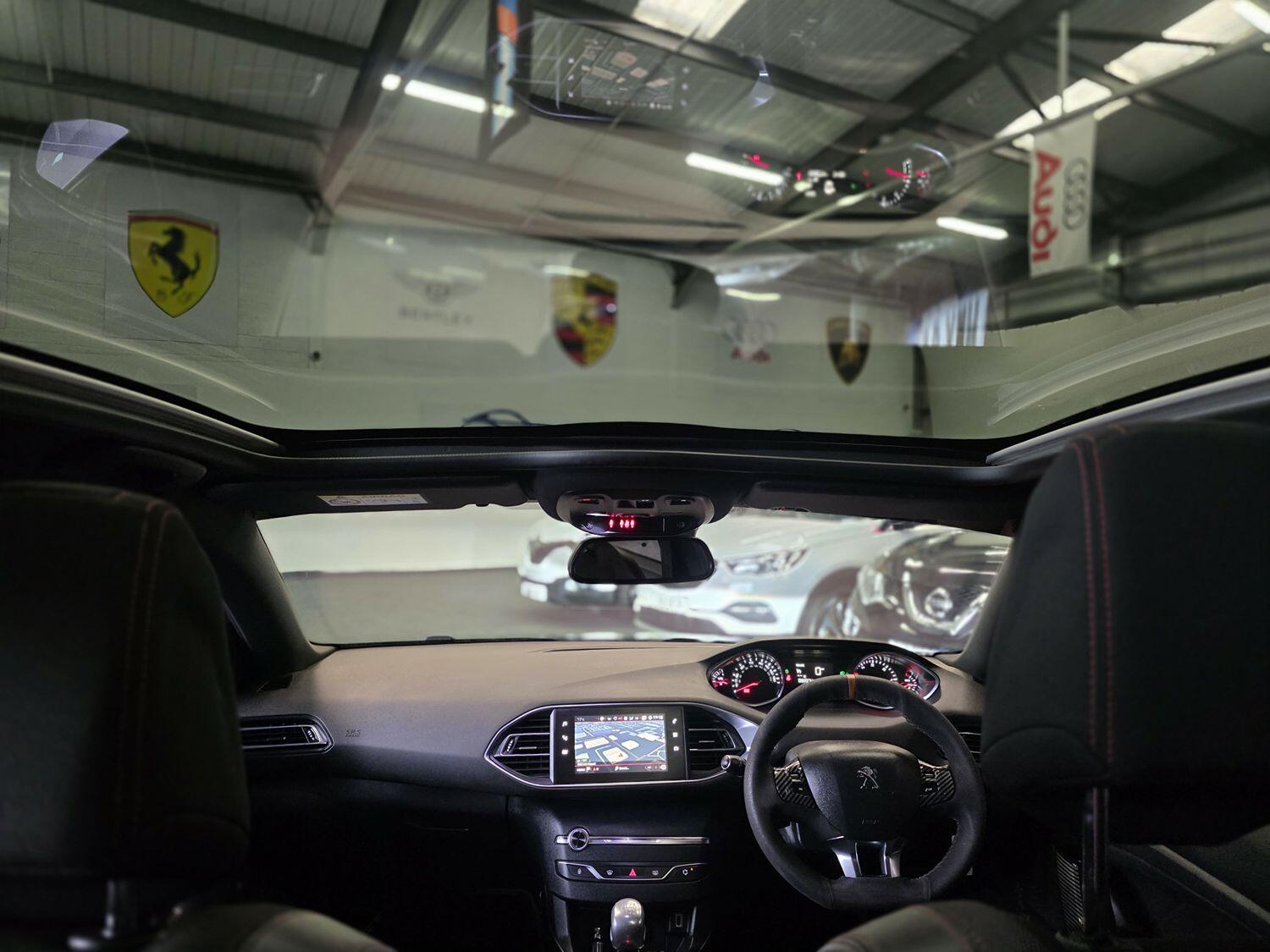 Used Peugeot 308 2018 for sale - 77622550: Photo 2