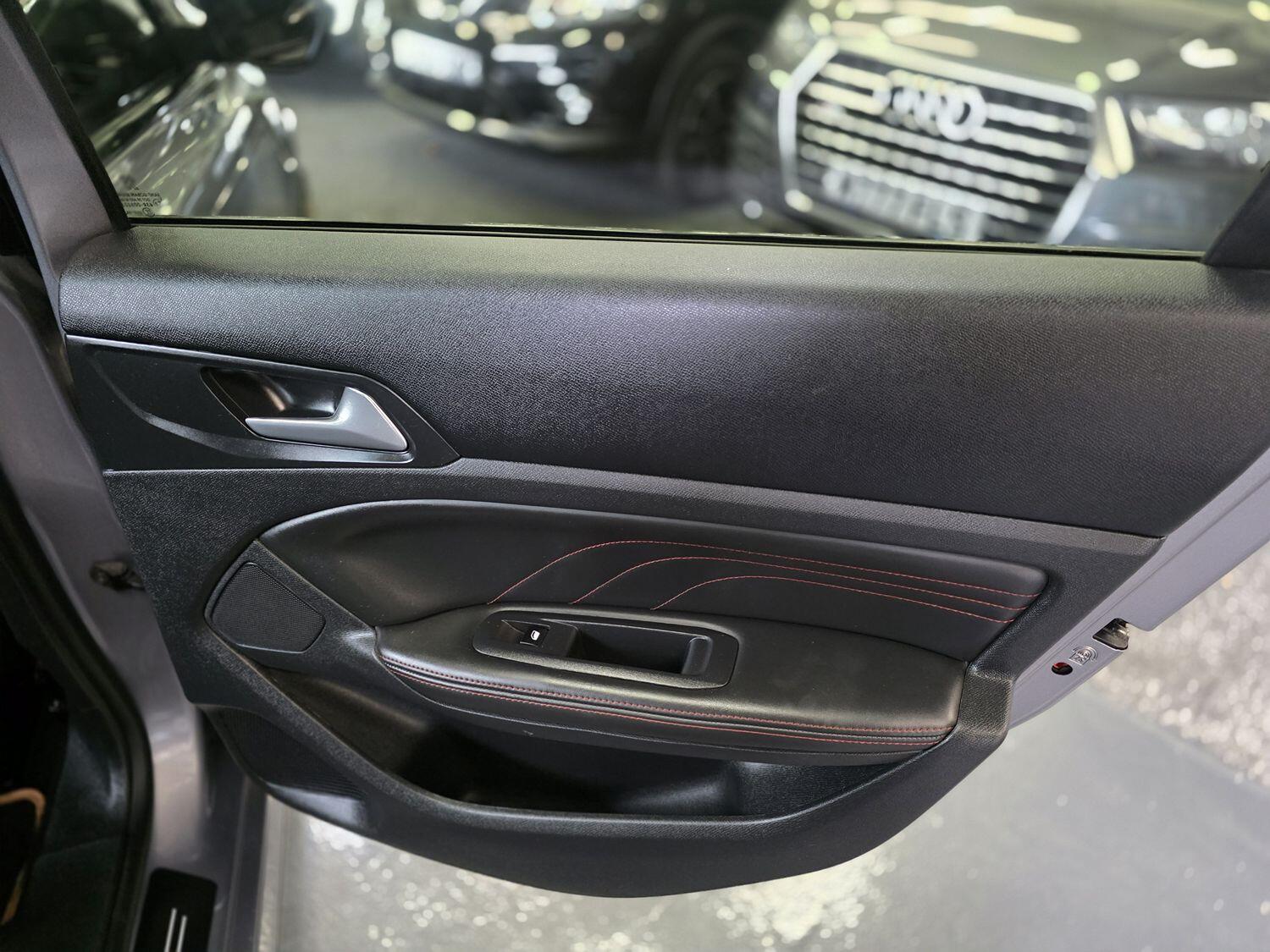 Used Peugeot 308 2018 for sale - 77622550: Photo 29