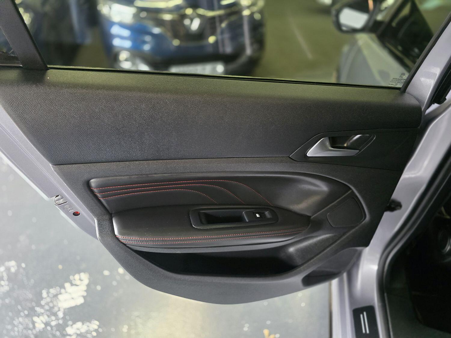 Used Peugeot 308 2018 for sale - 77622550: Photo 30