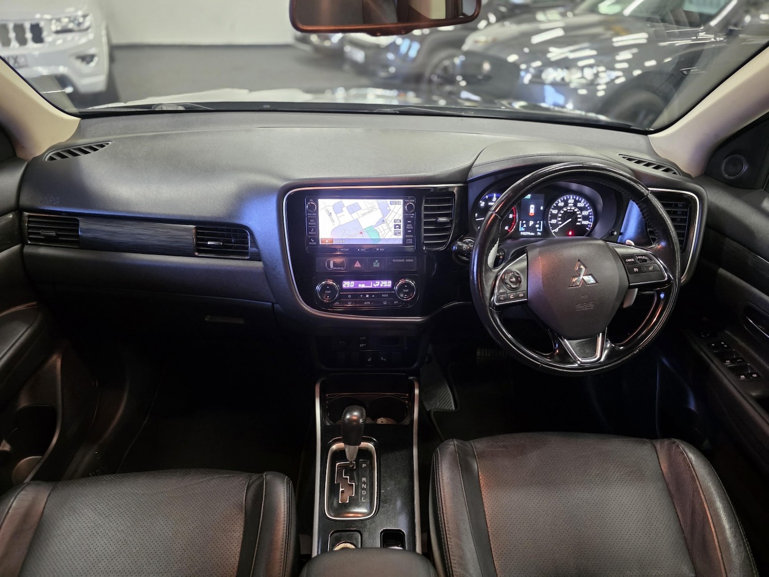 Used Mitsubishi Outlander 2017 for sale - 77129523: Photo 10