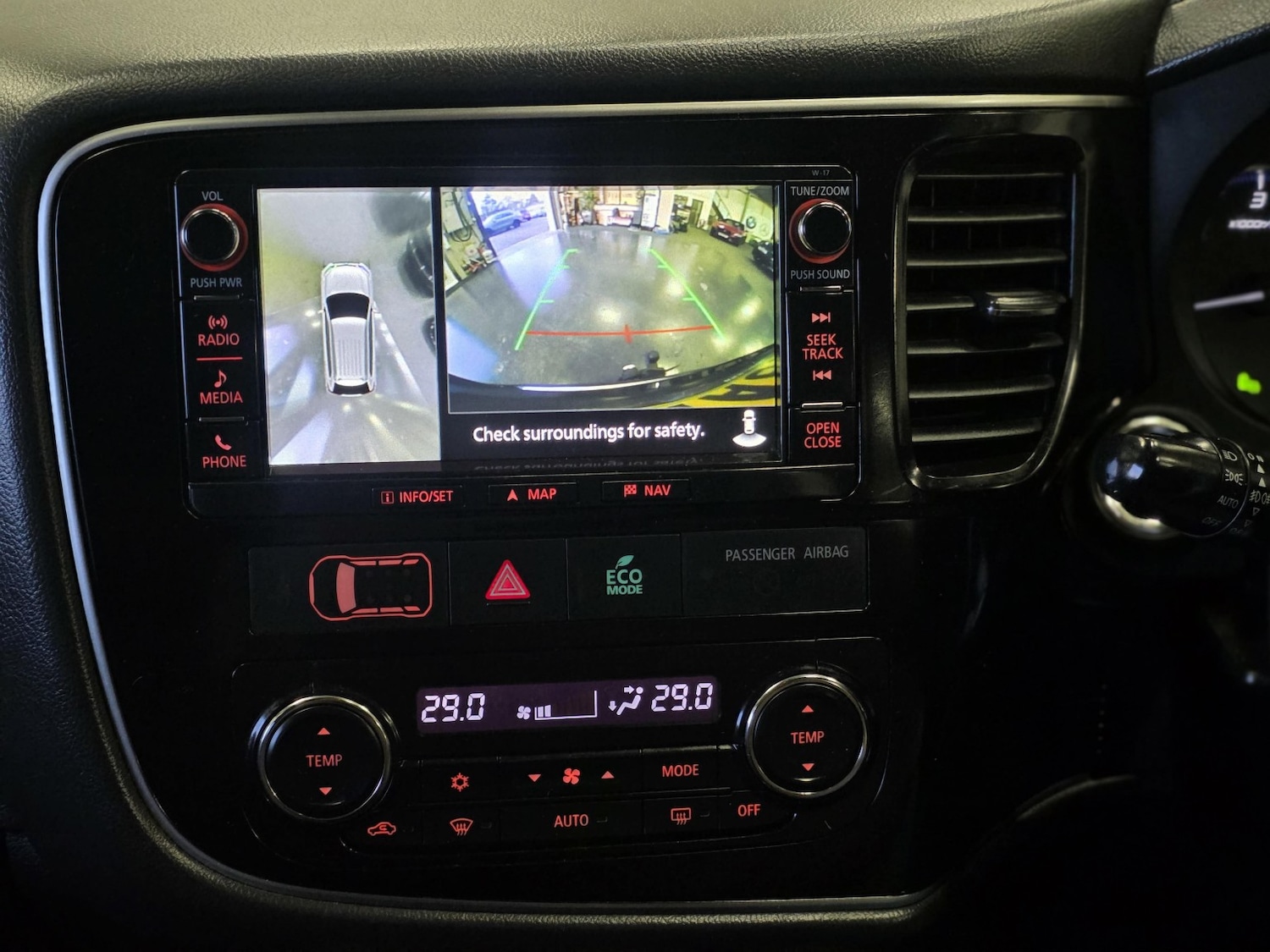 Used Mitsubishi Outlander 2017 for sale - 77129523: Photo 14