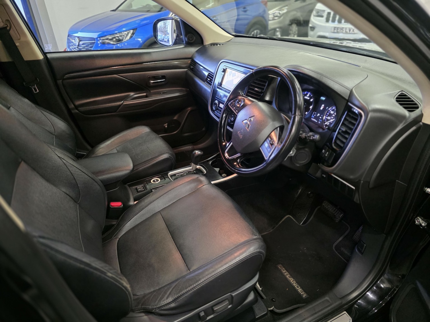 Used Mitsubishi Outlander 2017 for sale - 77129523: Photo 16