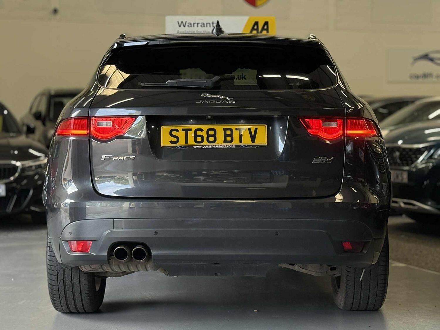 Used Jaguar F-Pace 2018 for sale - 76793592: Photo 7