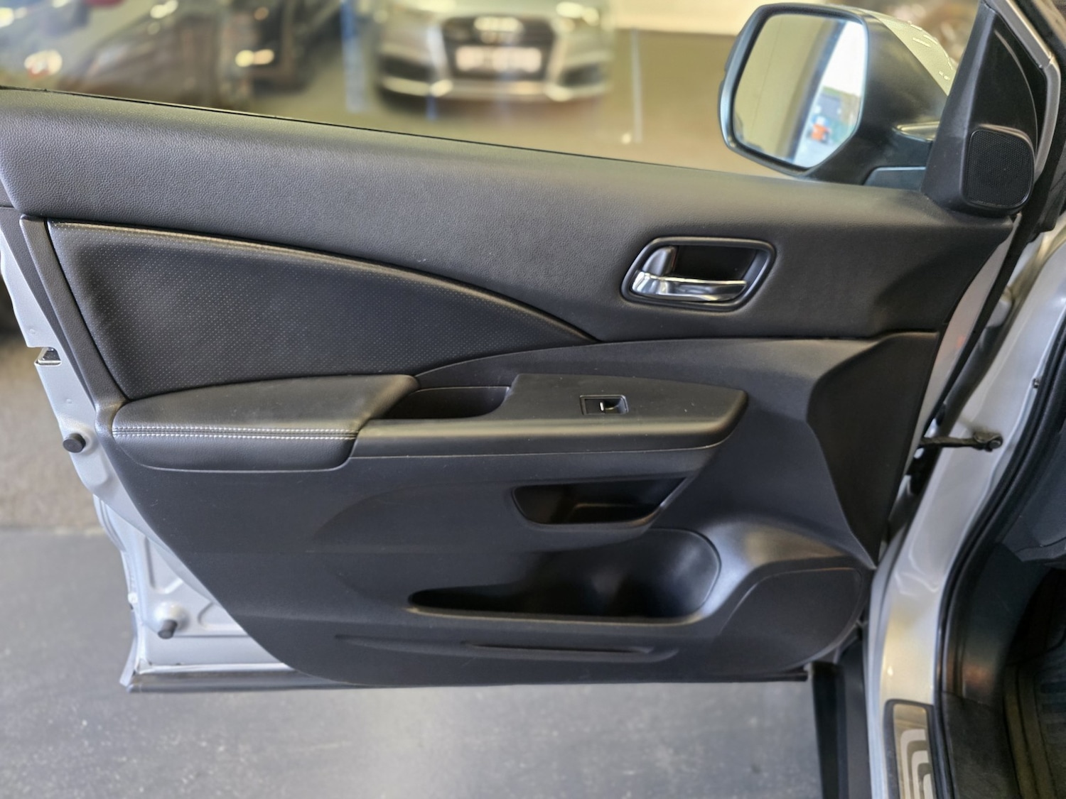 Used Honda CR-V 2014 for sale - 76618709: Photo 26