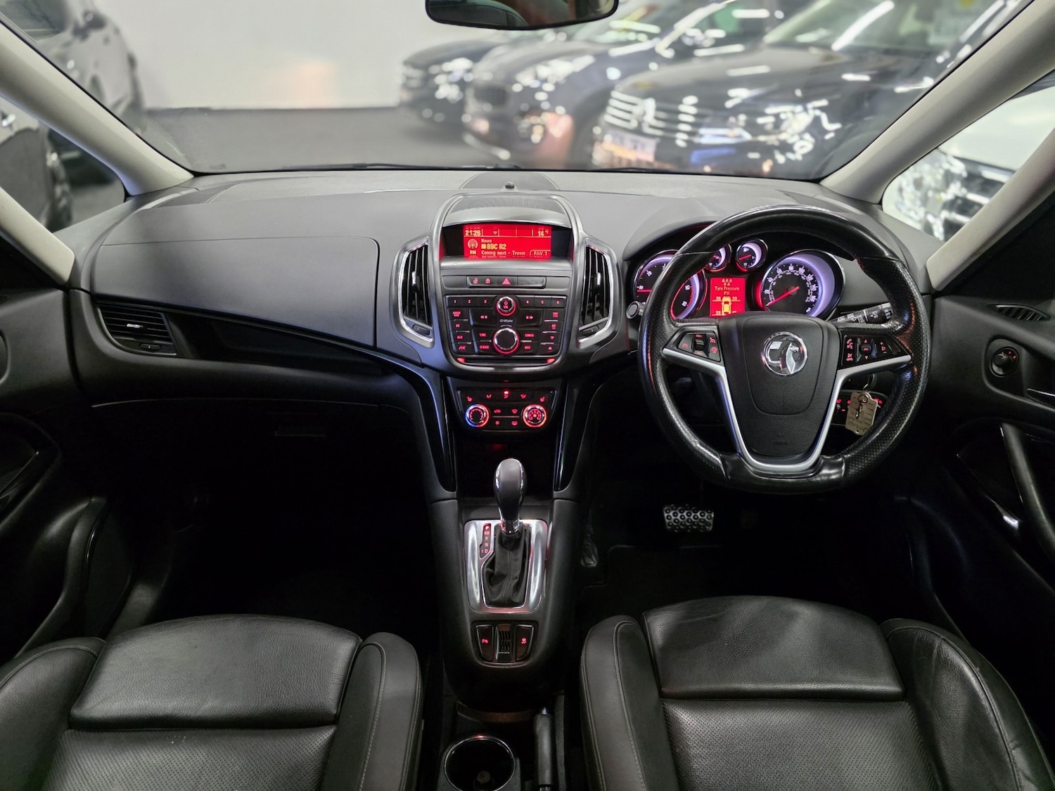 Used Vauxhall Zafira 2016 for sale - 76471133: Photo 2