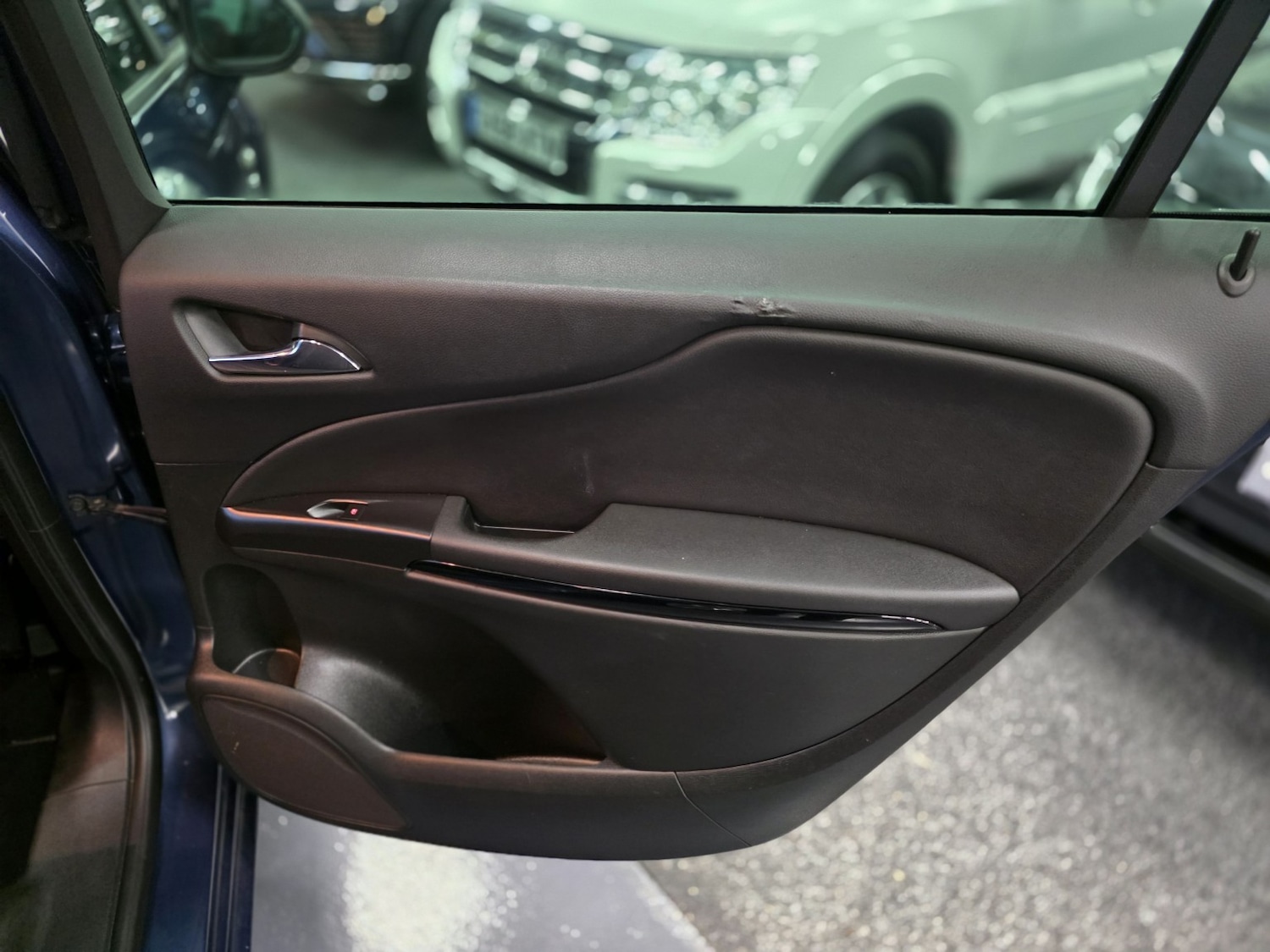 Used Vauxhall Zafira 2016 for sale - 76471133: Photo 24