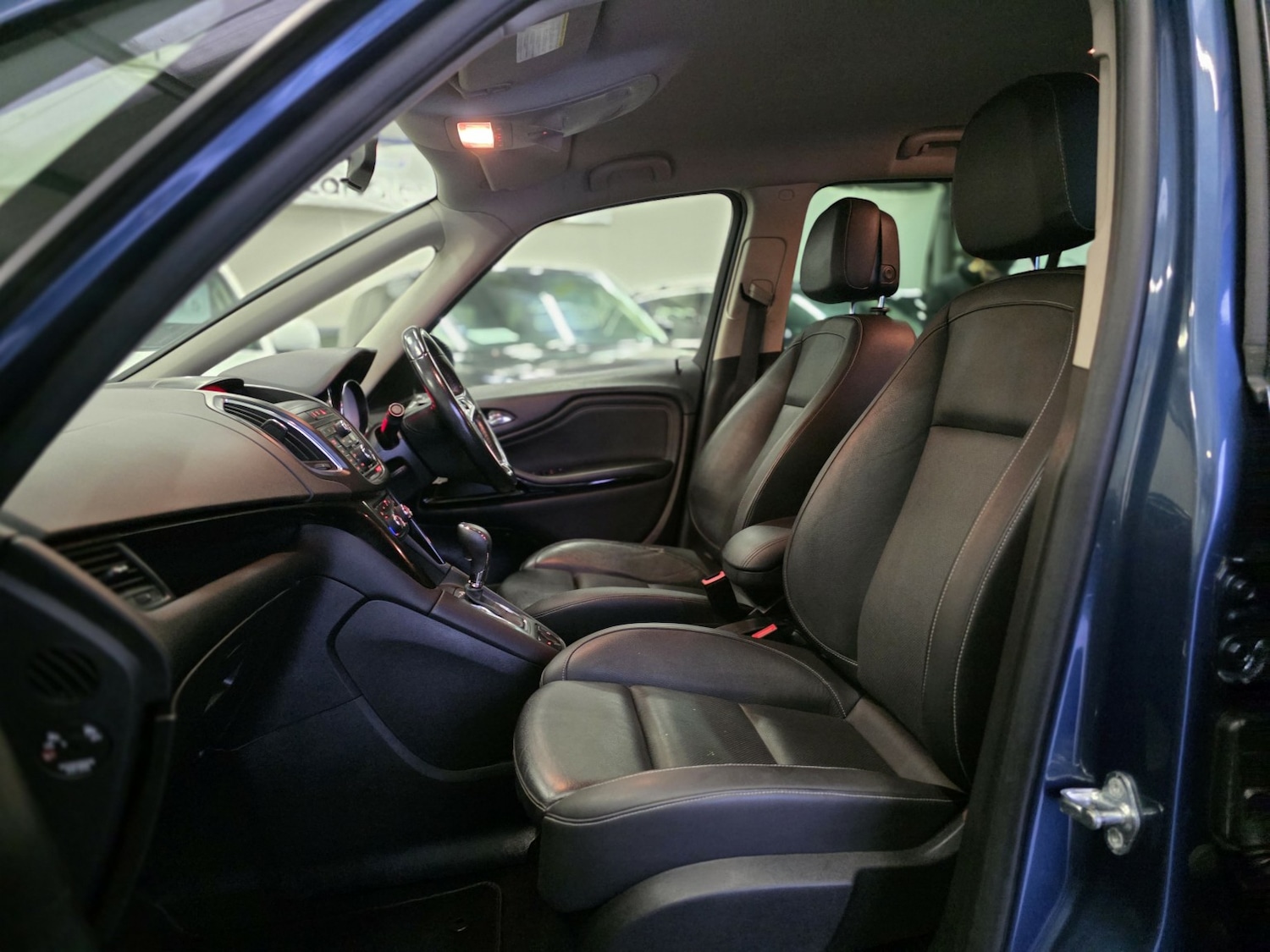 Used Vauxhall Zafira 2016 for sale - 76471133: Photo 9