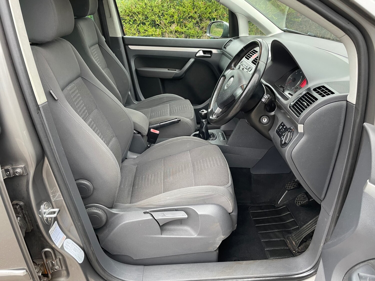 Used Volkswagen Touran 2007 for sale - 77420663: Photo 10