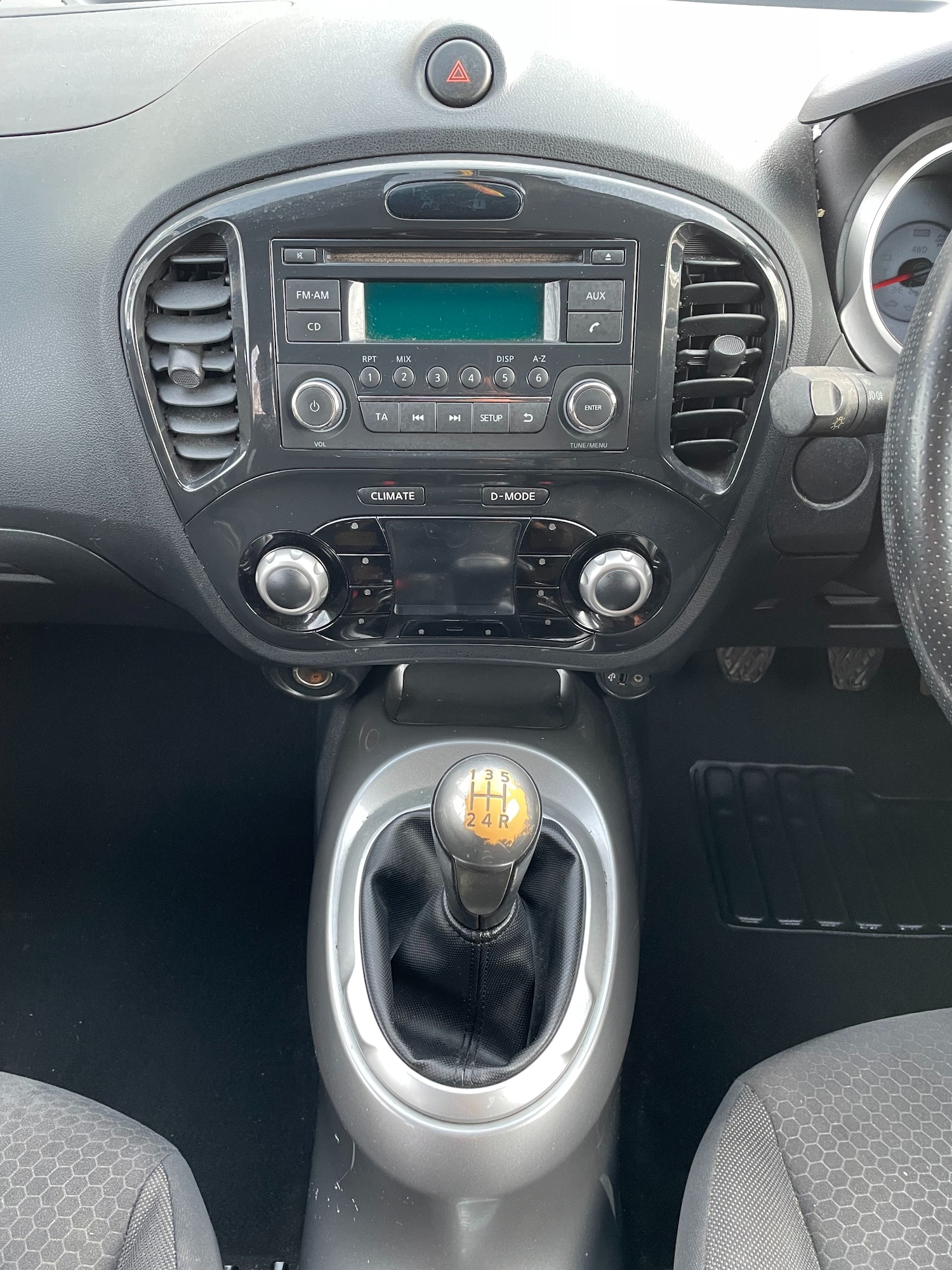 Used Nissan Juke 2011 for sale - 76864288: Photo 24