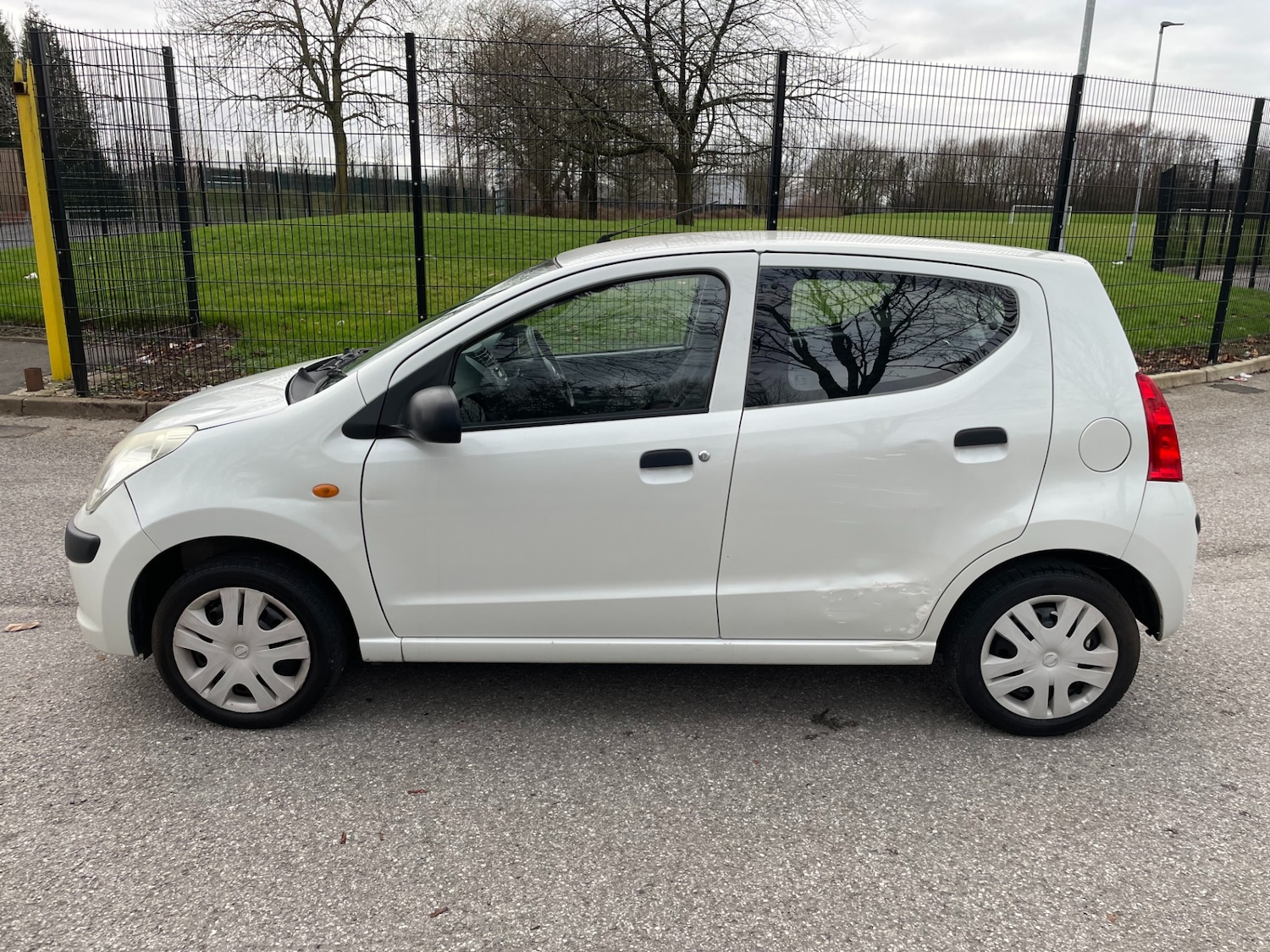 Used Nissan Pixo 2012 for sale - 77359324: Photo 2