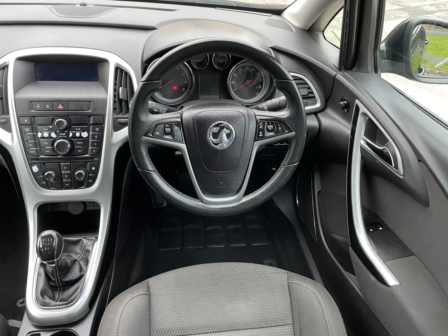 Used Vauxhall Astra 2010 for sale - 77091940: Photo 14