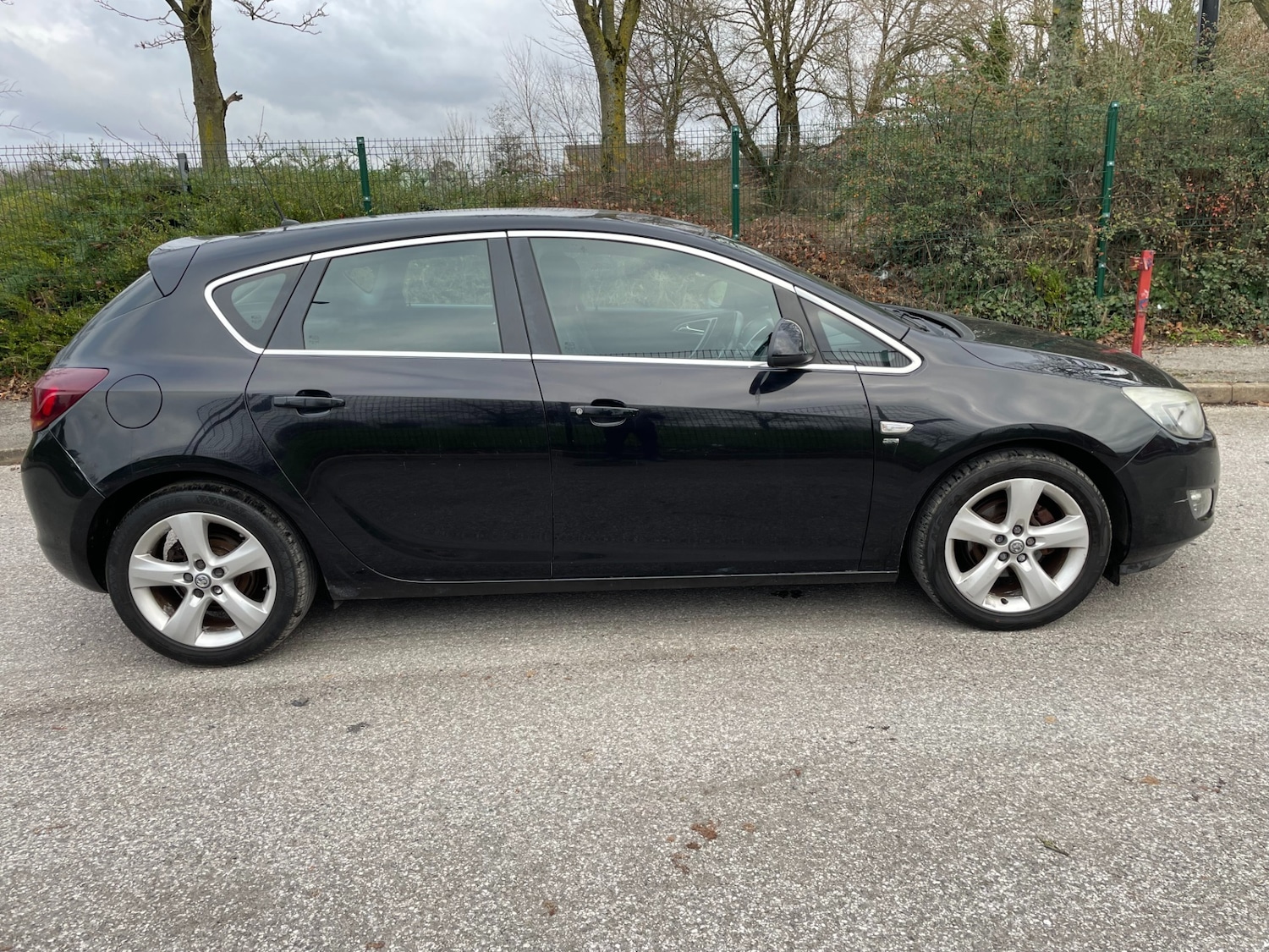 Used Vauxhall Astra 2010 for sale - 77091940: Photo 6
