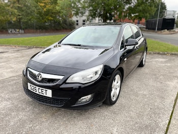 Vauxhall - Astra