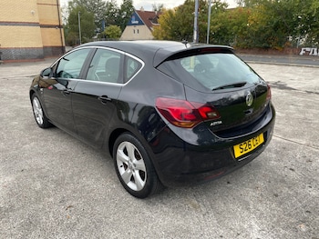 Used Vauxhall Astra 2010 for sale - 76146842: Photo 3