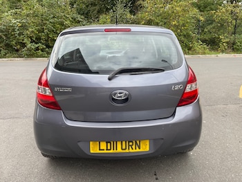 Used Hyundai i20 2011 for sale - 76091664: Photo