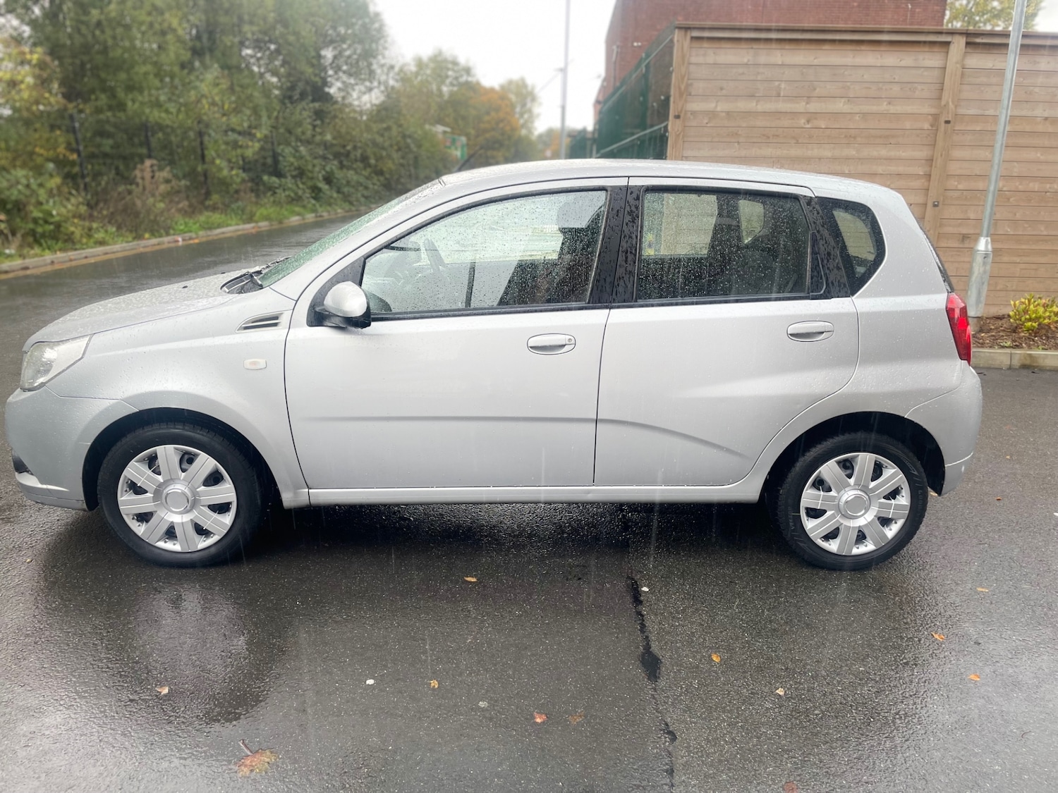 Used Chevrolet Aveo 2011 for sale - 76349918: Photo 2