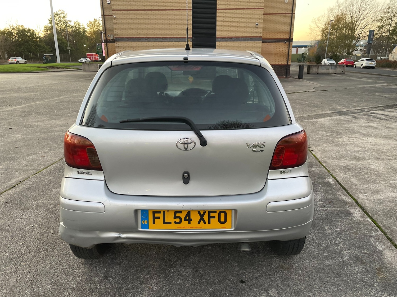 Used Toyota Yaris 2004 for sale - 76606081: Photo 4