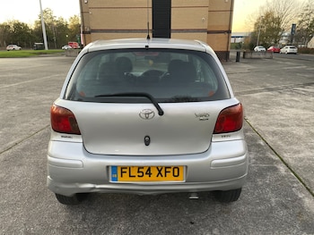 Used Toyota Yaris 2004 for sale - 76606081: Photo