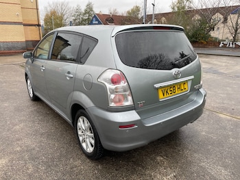 Used Toyota Verso 2008 for sale - 76606099: Photo