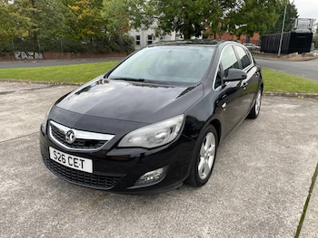 Vauxhall - Astra