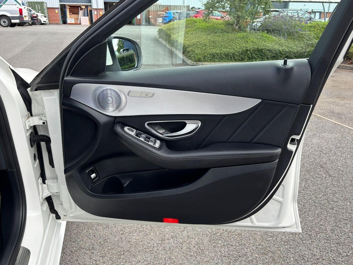 Used Mercedes-Benz C Class 2018 for sale - 76751857: Photo 29