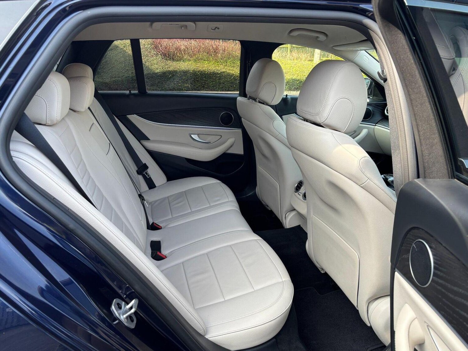 Used Mercedes-Benz E Class 2020 for sale - 78222979: Photo 8