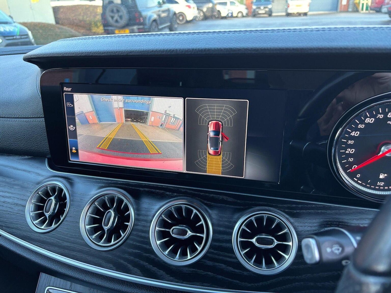 Used Mercedes-Benz E Class 2018 for sale - 76863936: Photo 16