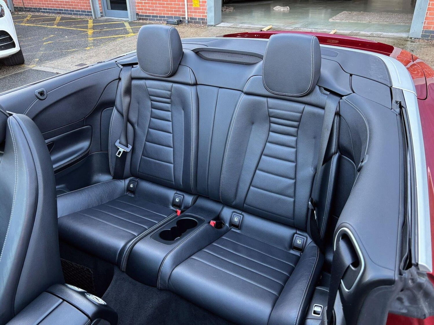 Used Mercedes-Benz E Class 2018 for sale - 76863936: Photo 31