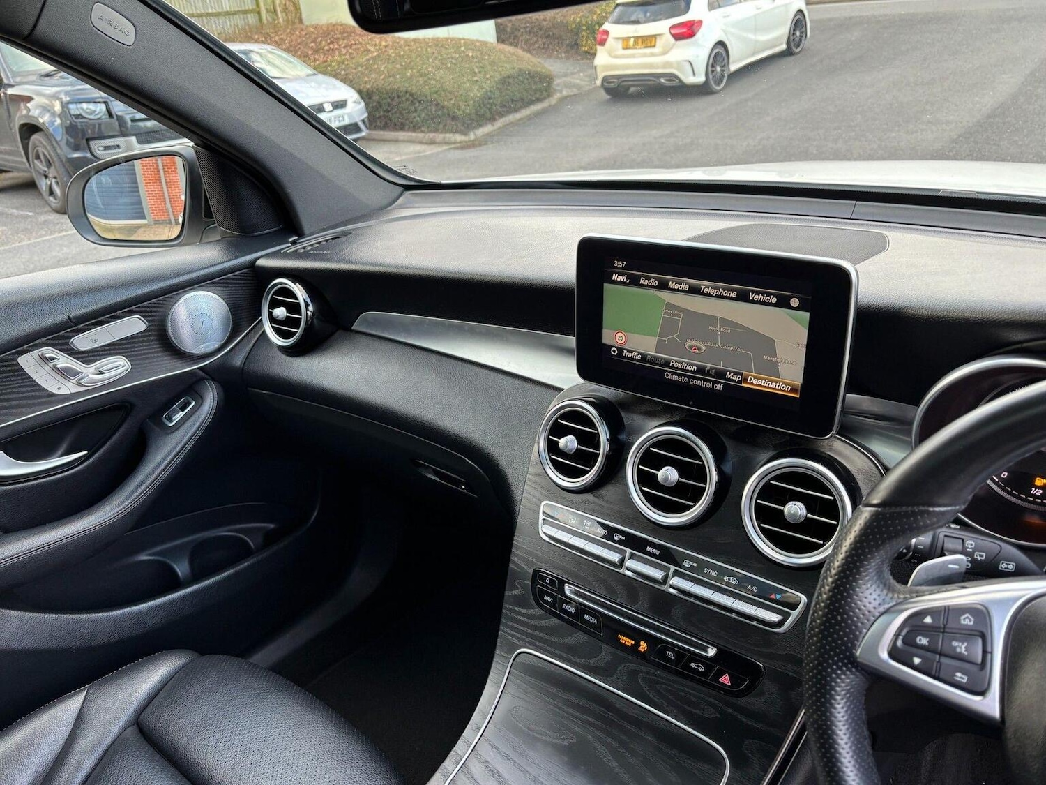 Used Mercedes-Benz GLC 2019 for sale - 78223015: Photo 16