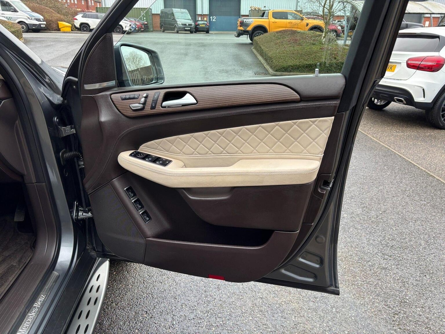 Used Mercedes-Benz GLS 2018 for sale - 77395162: Photo 39