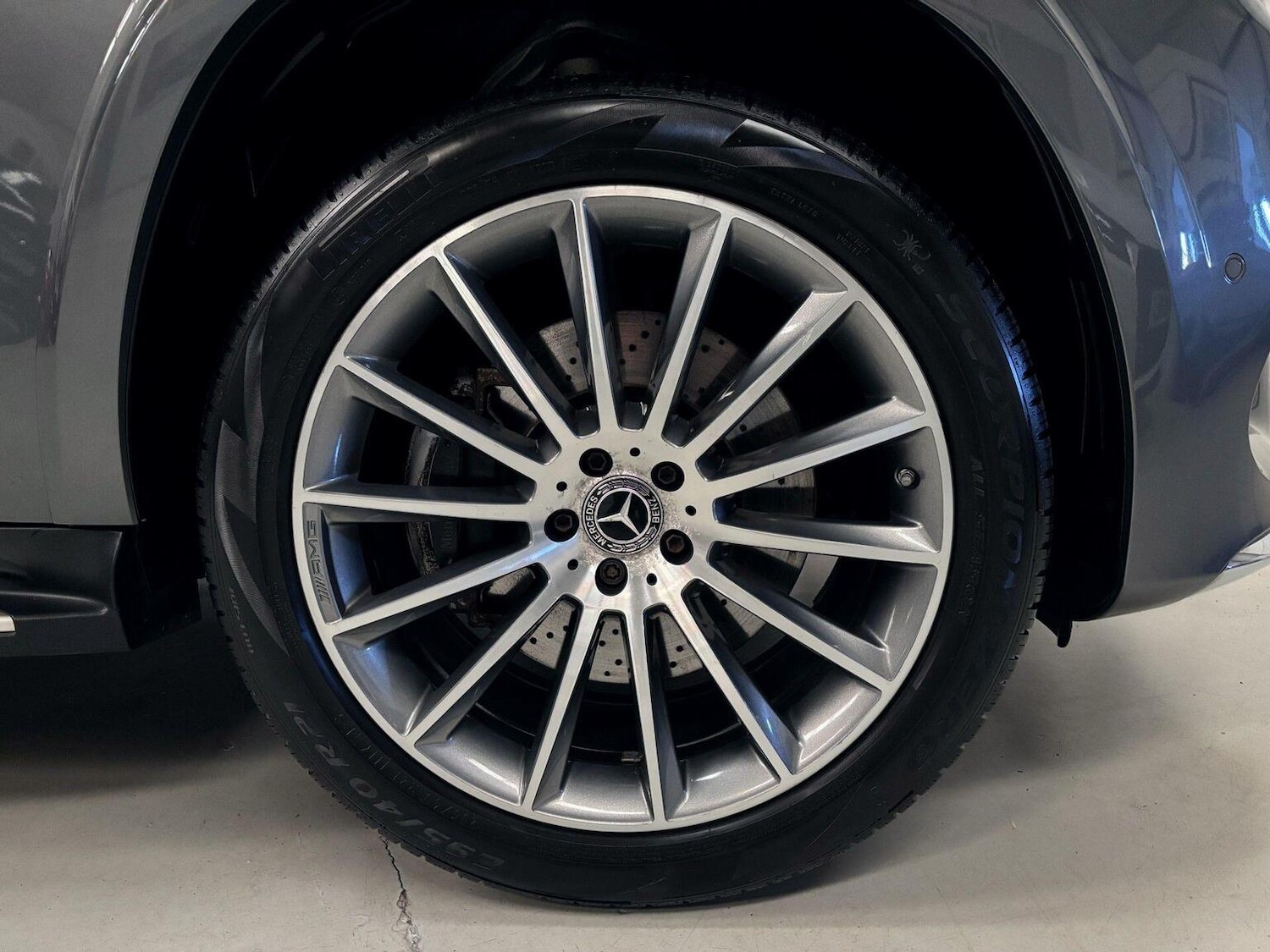 Used Mercedes-Benz GLS 2018 for sale - 77395162: Photo 47