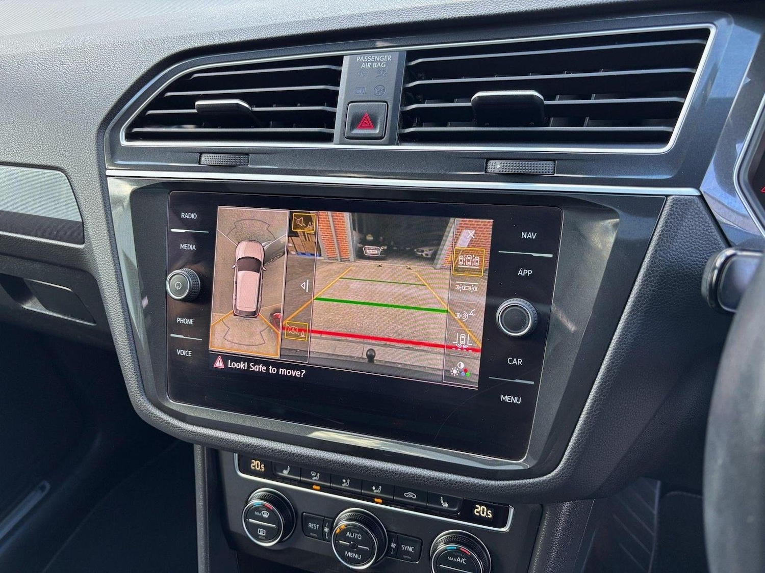 Used Volkswagen Tiguan 2019 for sale - 77080739: Photo 12