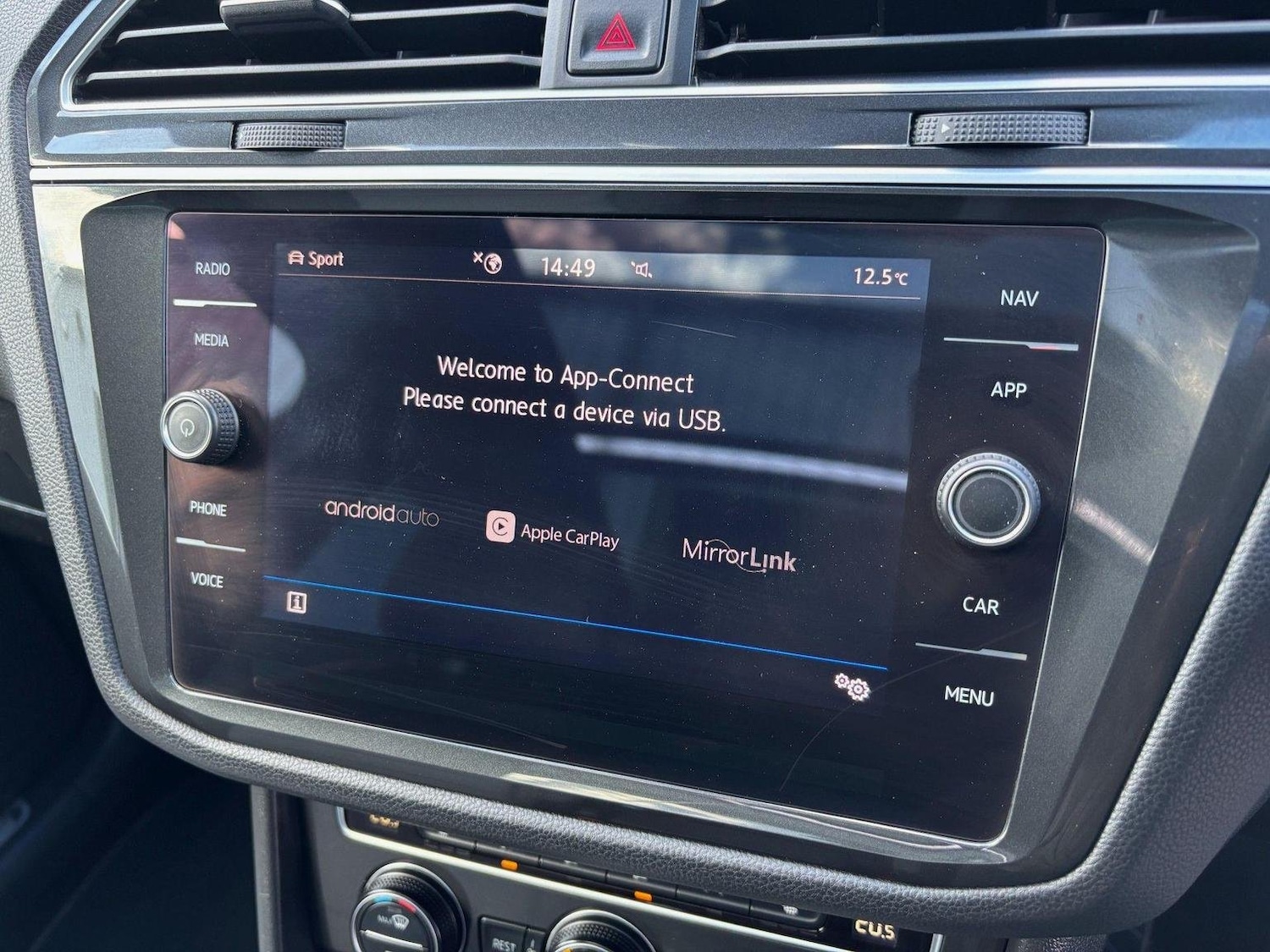 Used Volkswagen Tiguan 2019 for sale - 77080739: Photo 14