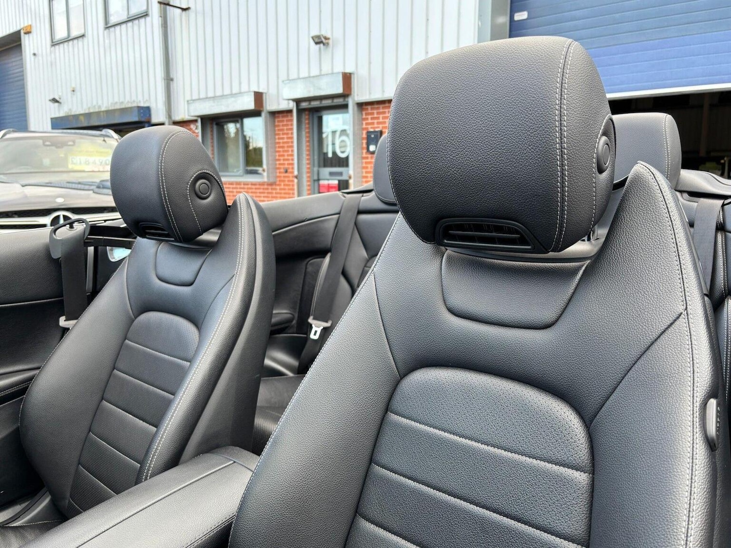 Used Mercedes-Benz C Class 2017 for sale - 76673146: Photo 15