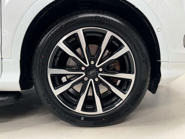 Used Ford Kuga 2017 for sale - 76227152: Photo 41