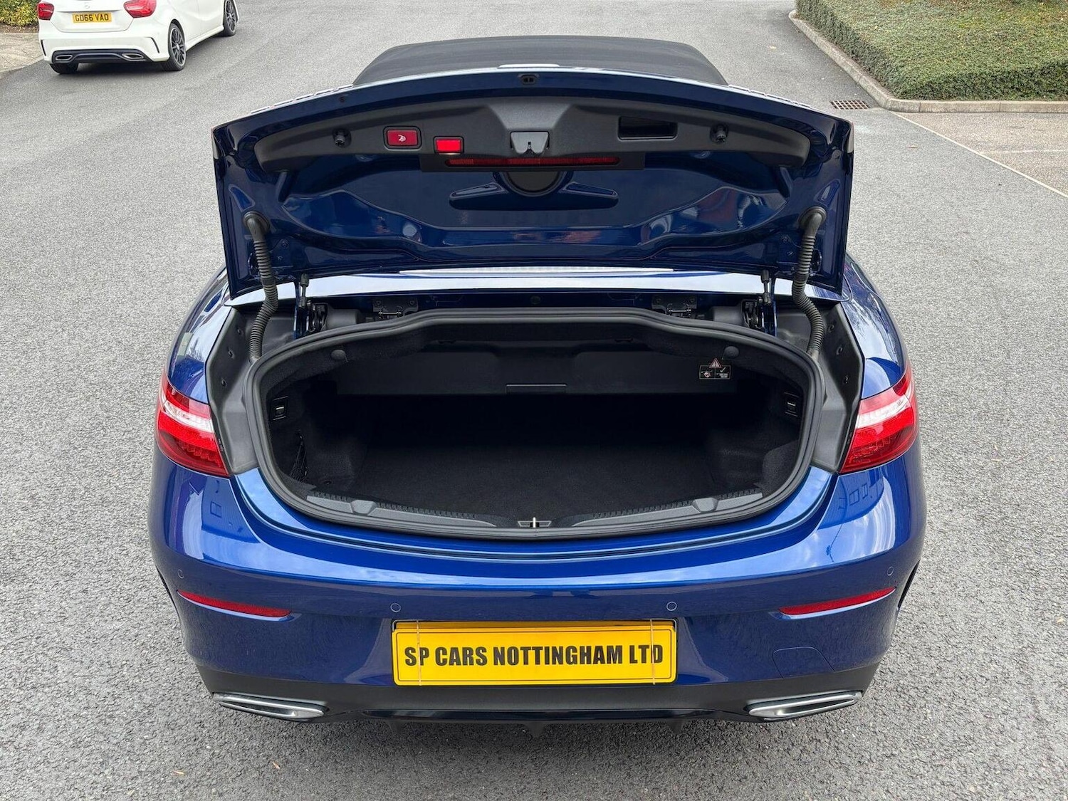 Used Mercedes-Benz E Class 2020 for sale - 76673152: Photo 39