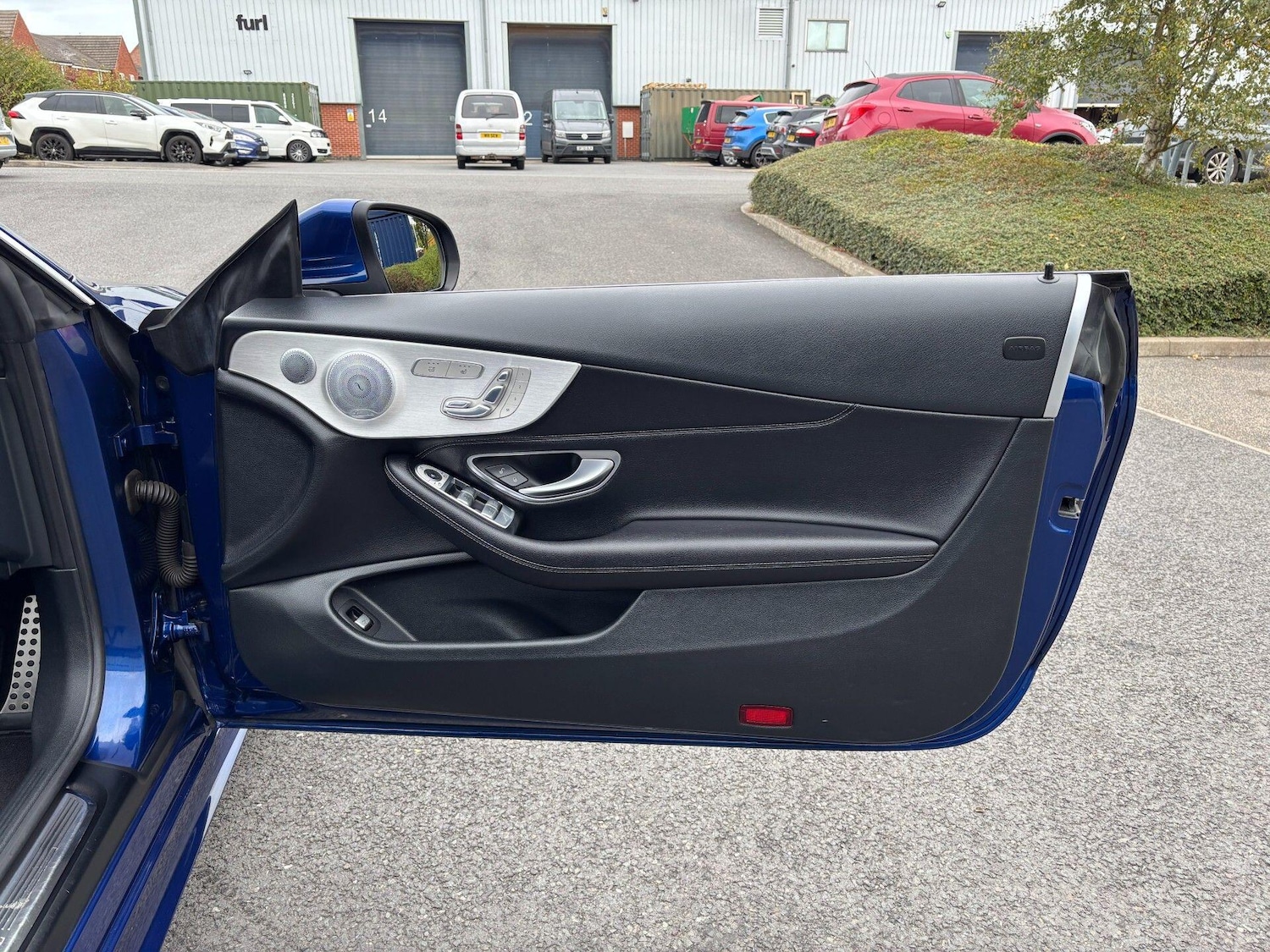 Used Mercedes-Benz C Class 2017 for sale - 76632732: Photo 44