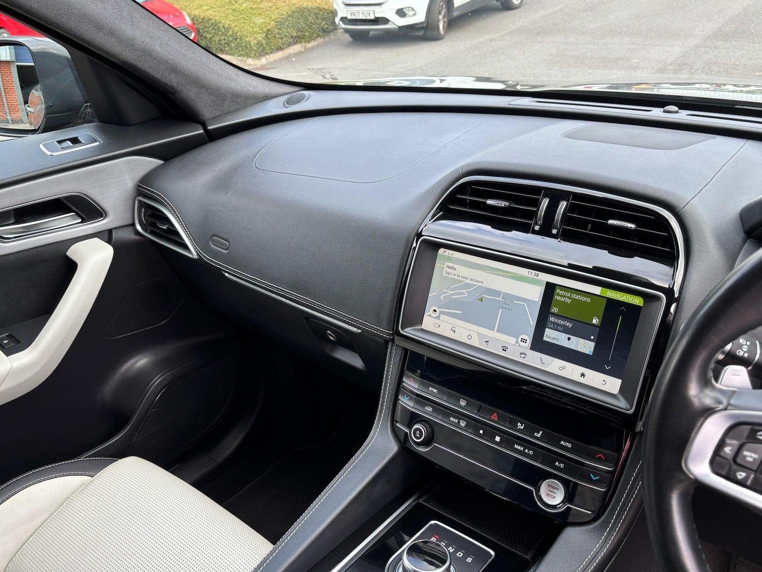 Used Jaguar F-Pace 2019 for sale - 77080748: Photo 16