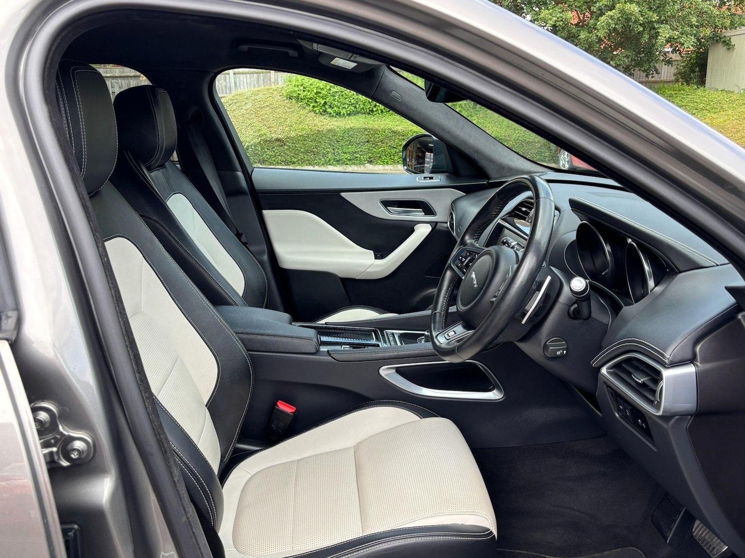 Used Jaguar F-Pace 2019 for sale - 77080748: Photo 21