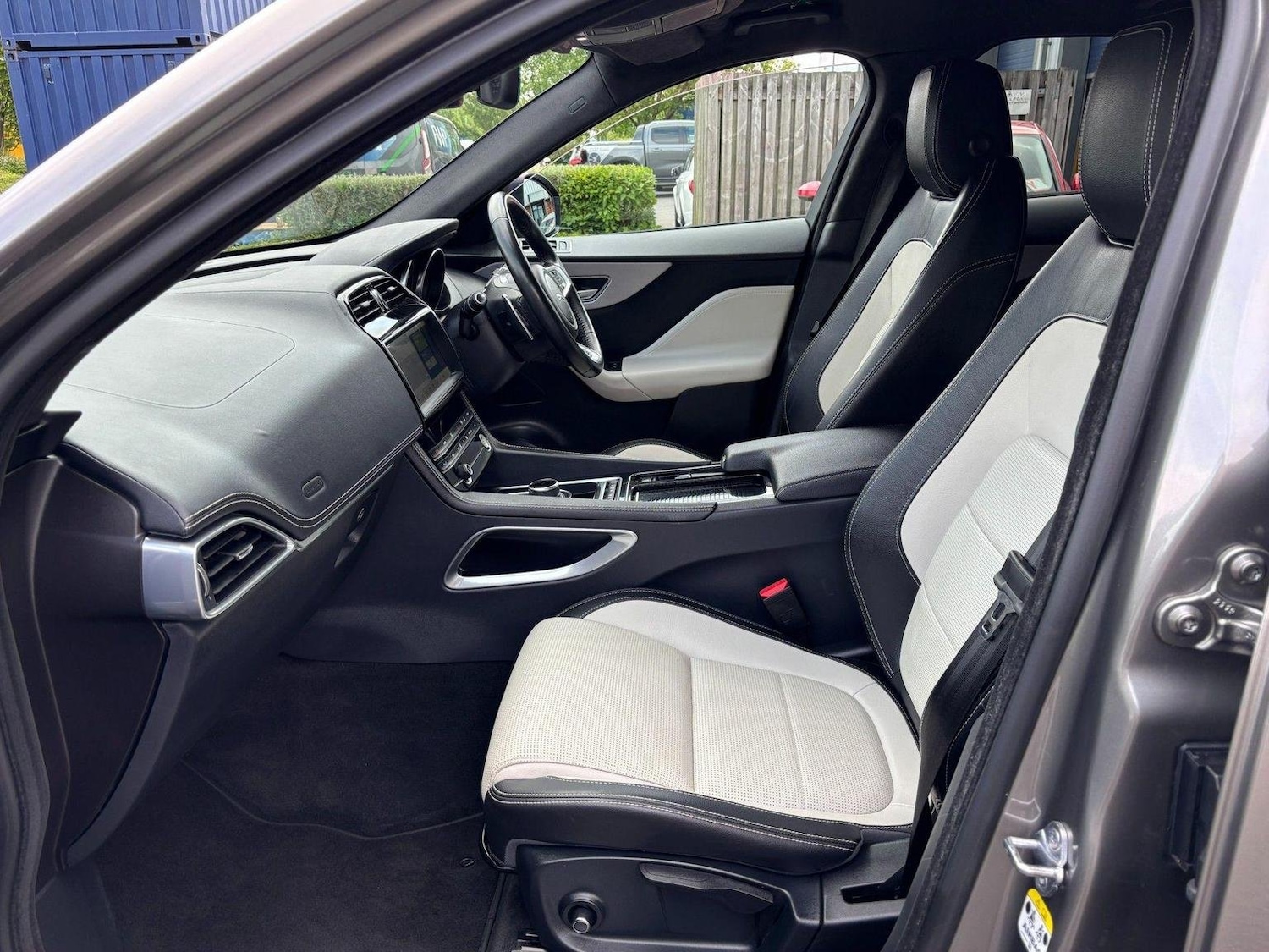 Used Jaguar F-Pace 2019 for sale - 77080748: Photo 24