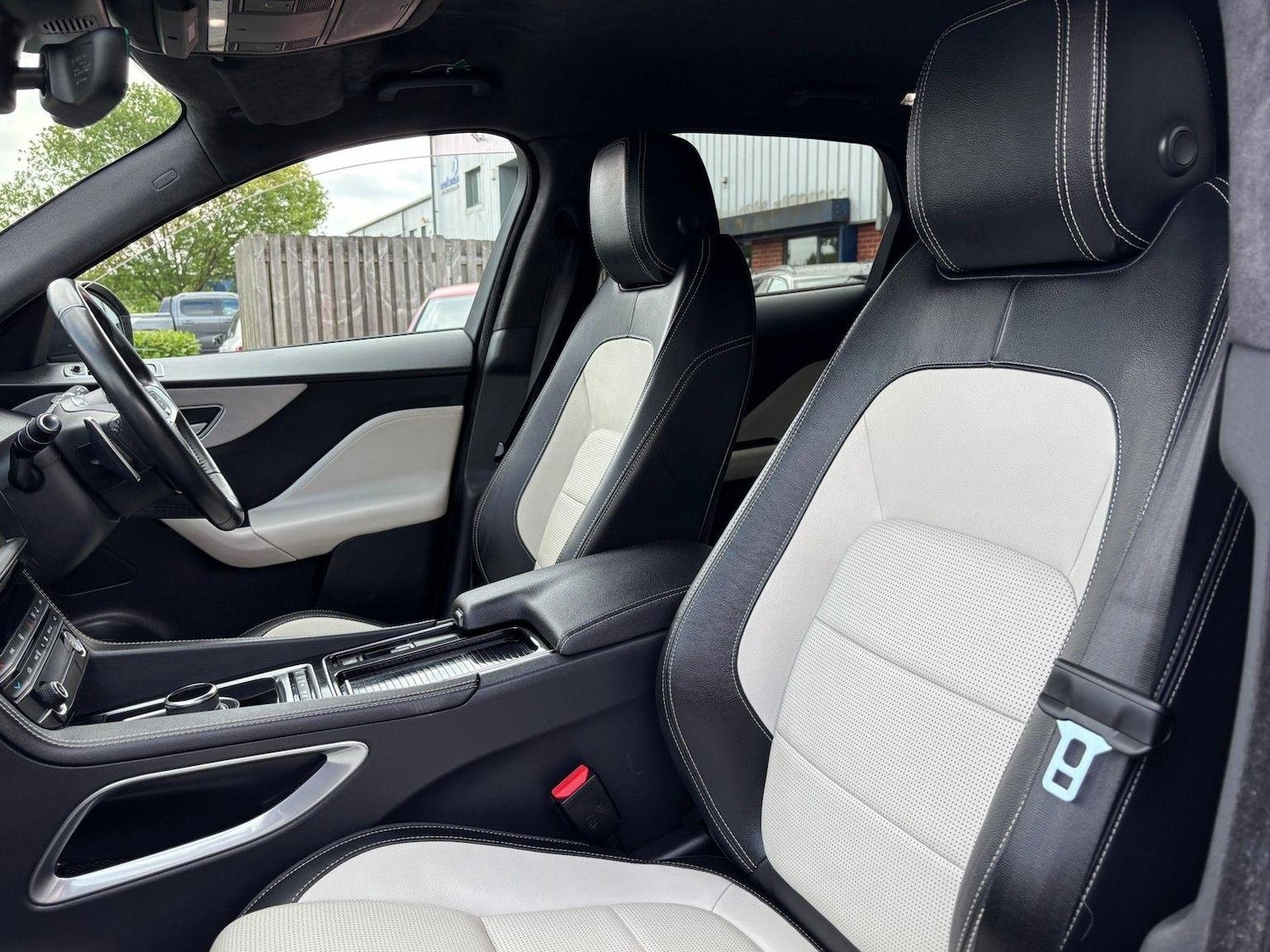 Used Jaguar F-Pace 2019 for sale - 77080748: Photo 25