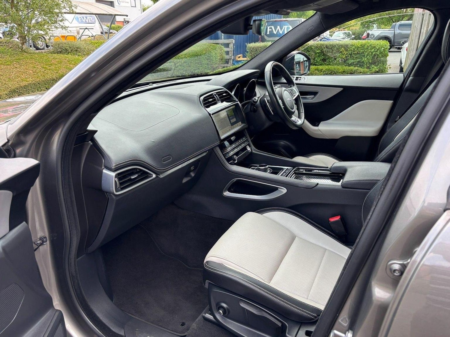 Used Jaguar F-Pace 2019 for sale - 77080748: Photo 28