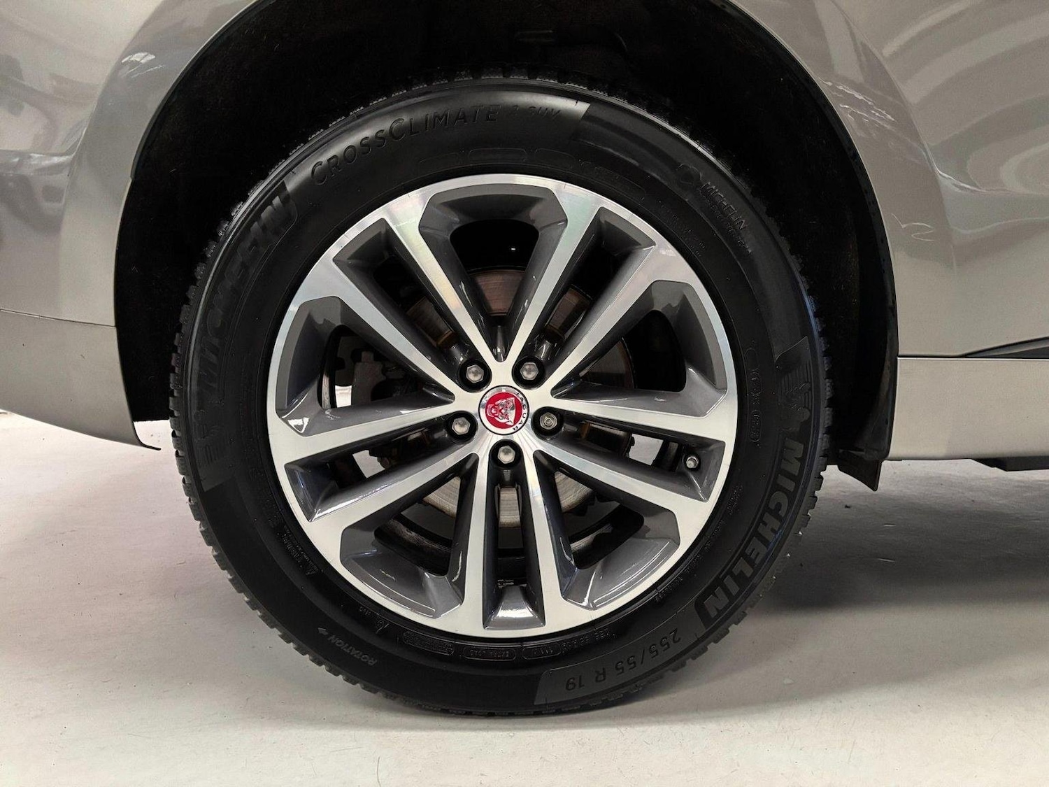 Used Jaguar F-Pace 2019 for sale - 77080748: Photo 37