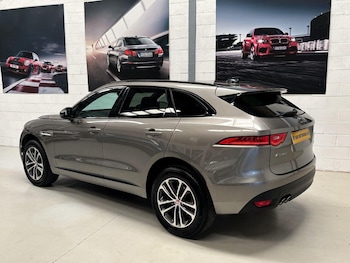 Used Jaguar F-Pace 2019 for sale - 77080748: Photo