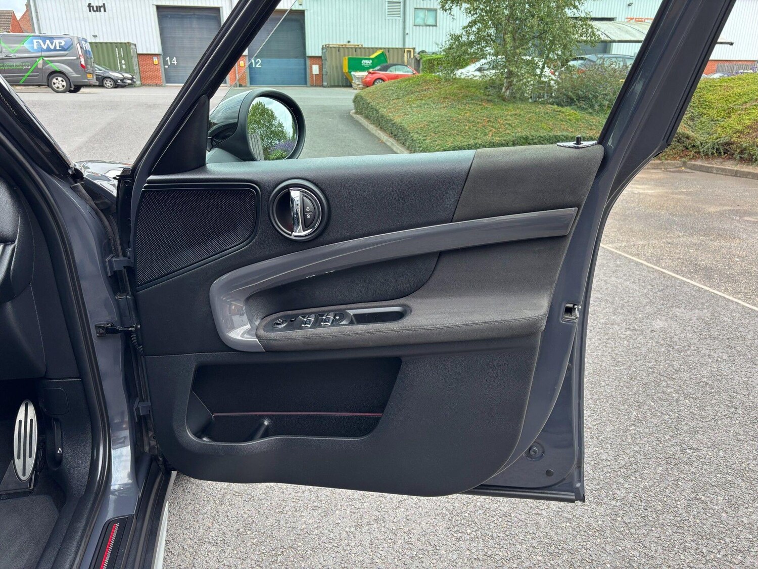 Vehicle 35