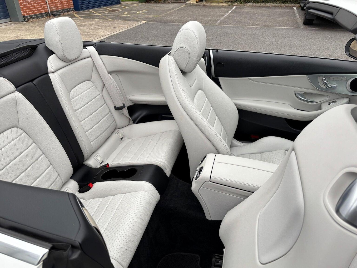 Used Mercedes-Benz C Class 2017 for sale - 76673147: Photo 28