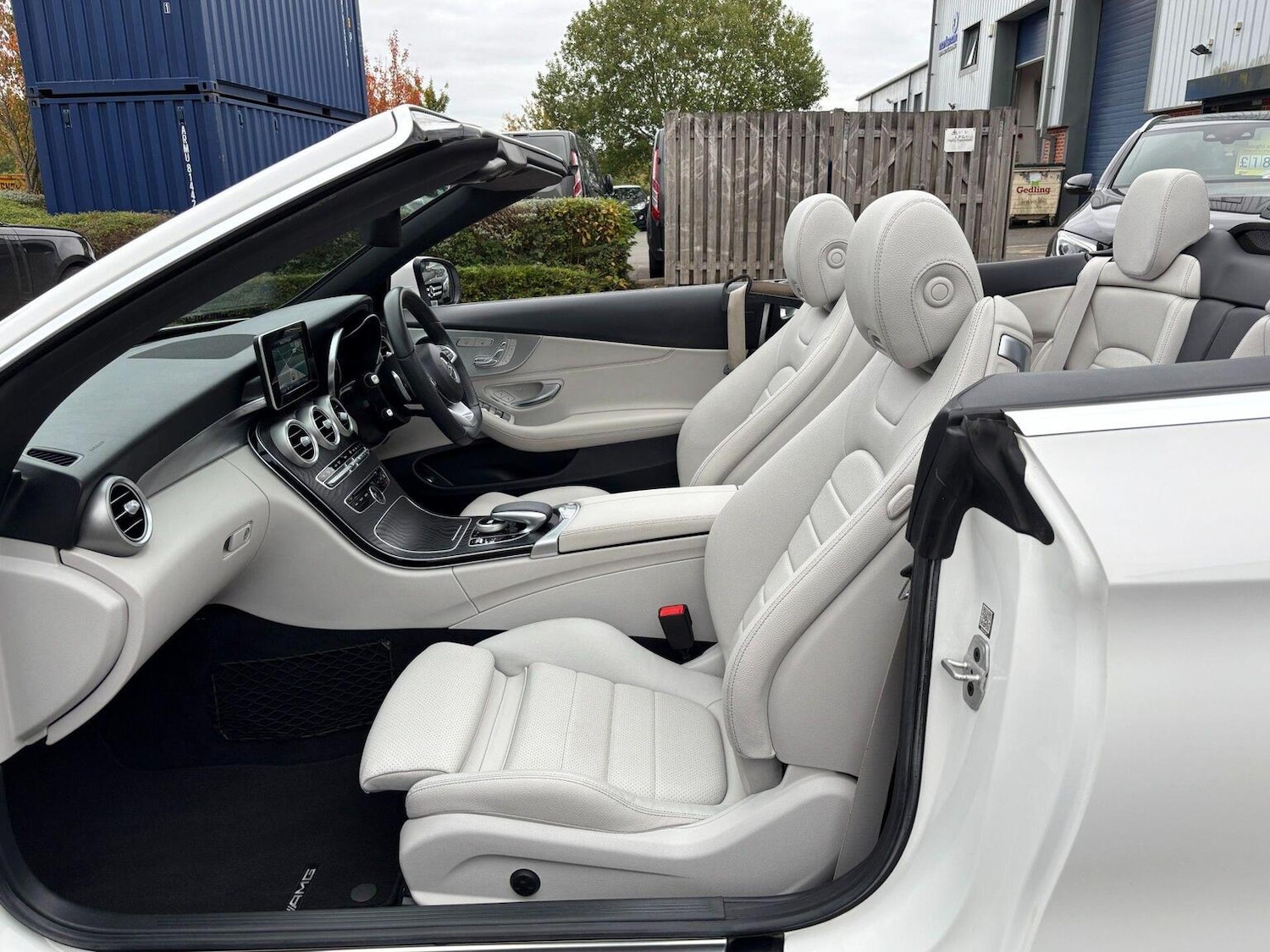 Used Mercedes-Benz C Class 2017 for sale - 76673147: Photo 31