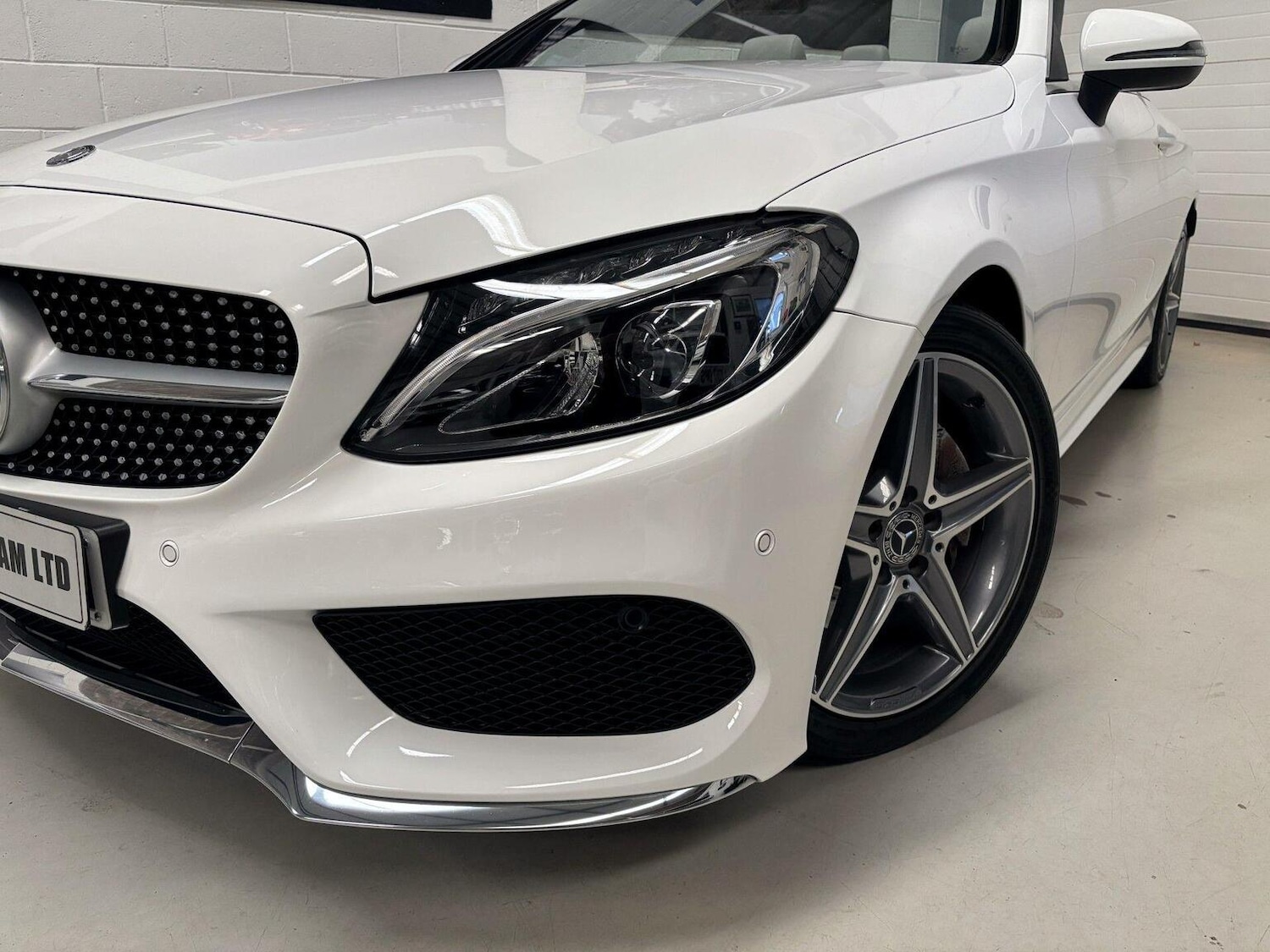 Used Mercedes-Benz C Class 2017 for sale - 76673147: Photo 32