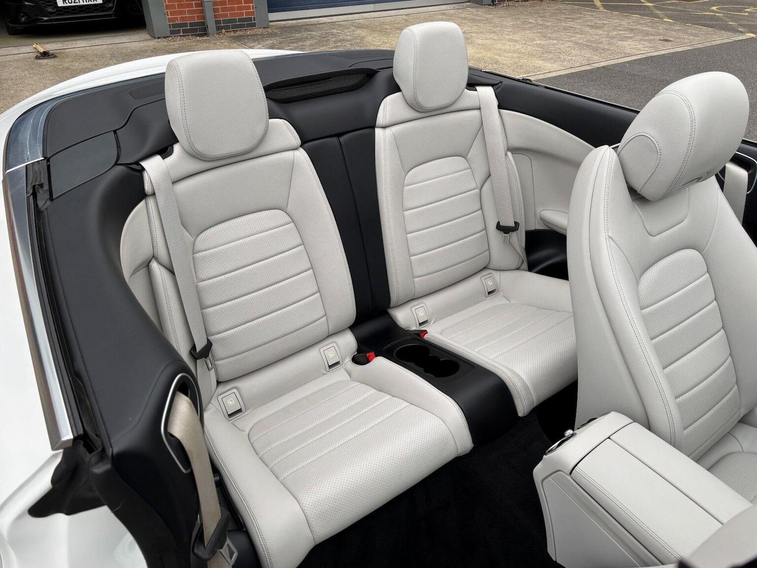 Used Mercedes-Benz C Class 2017 for sale - 76673147: Photo 7